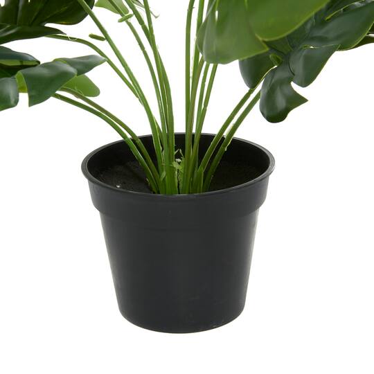 Green Plastic Traditional Artificial Foliage